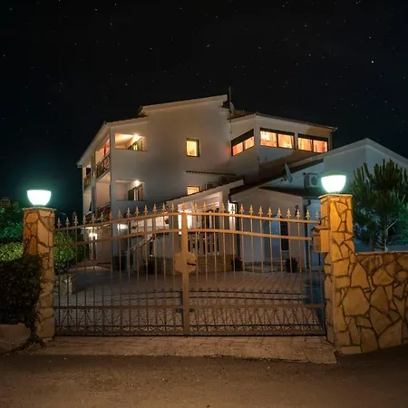 Apartament Karen *