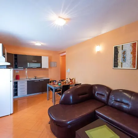 Karen Apartament *